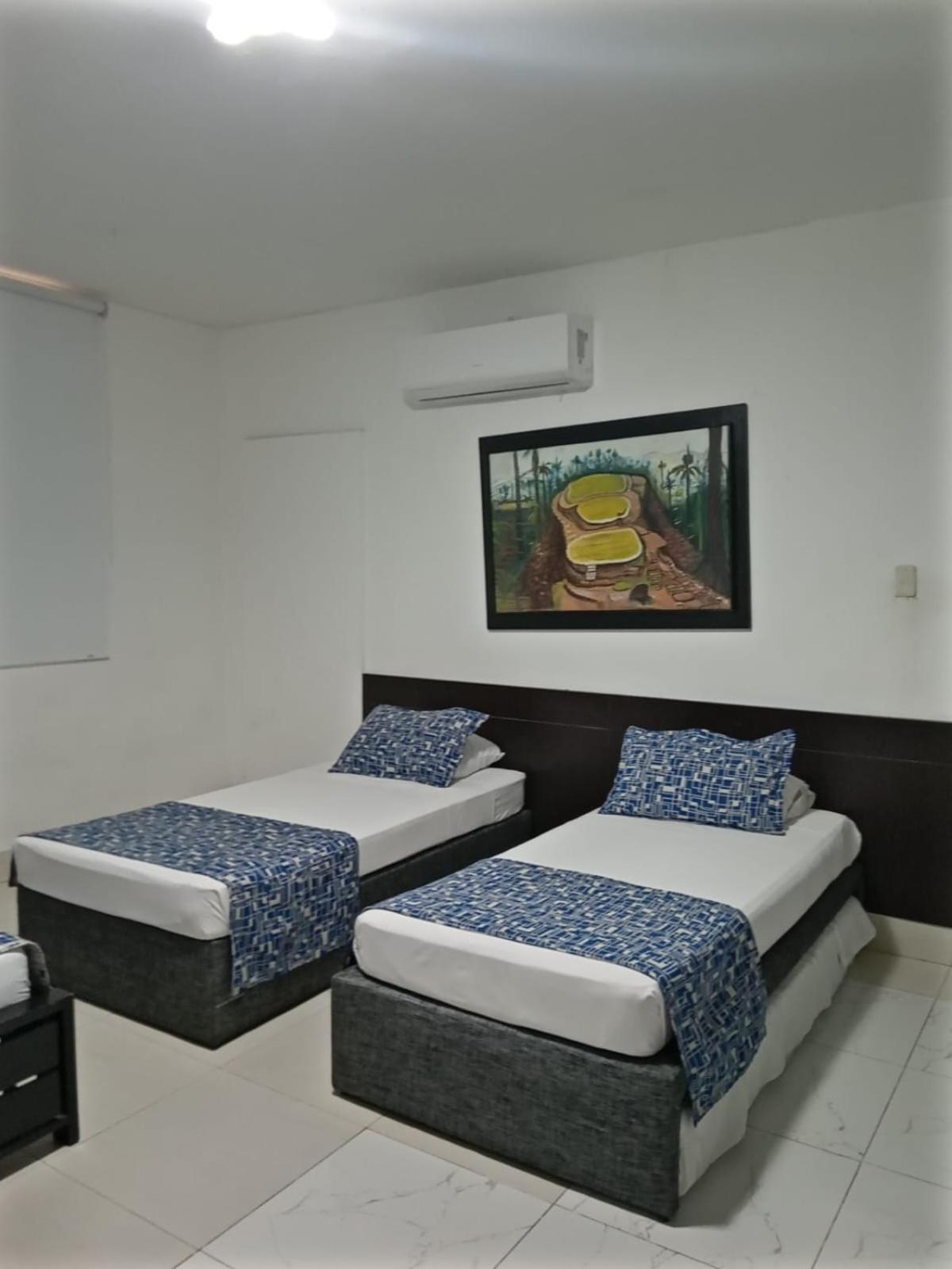 Hotel Medellin ซันตามาร์ตา ภายนอก รูปภาพ