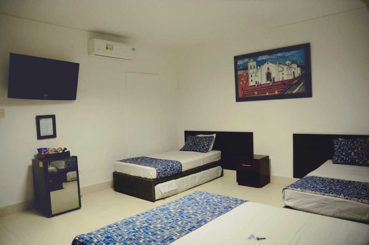 Hotel Medellin ซันตามาร์ตา ภายนอก รูปภาพ